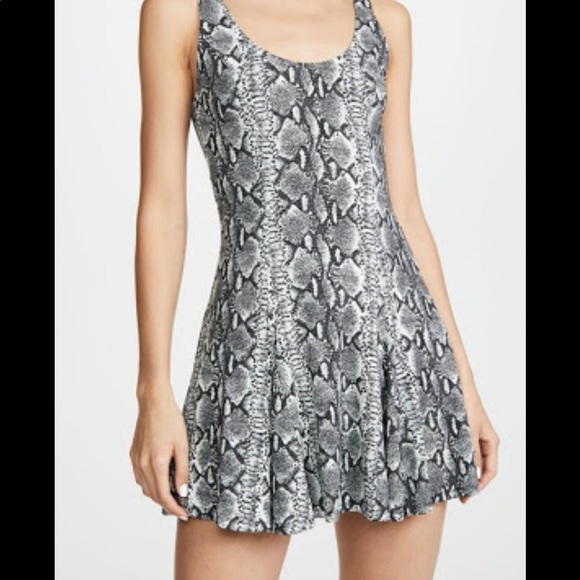 Alice + Olivia Dresses & Skirts - NWT ALICE + OLIVIA MINI DRESS